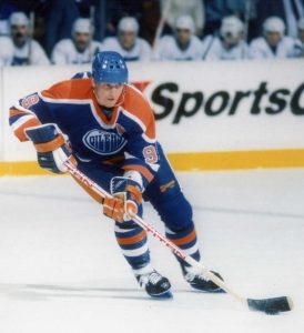 Wayne Gretzky Hockey Cards: 21 Of His All-Time Best | Old ...