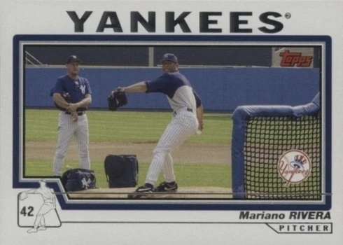 2004 Topps #67 Mariano Rivera Baseball Card